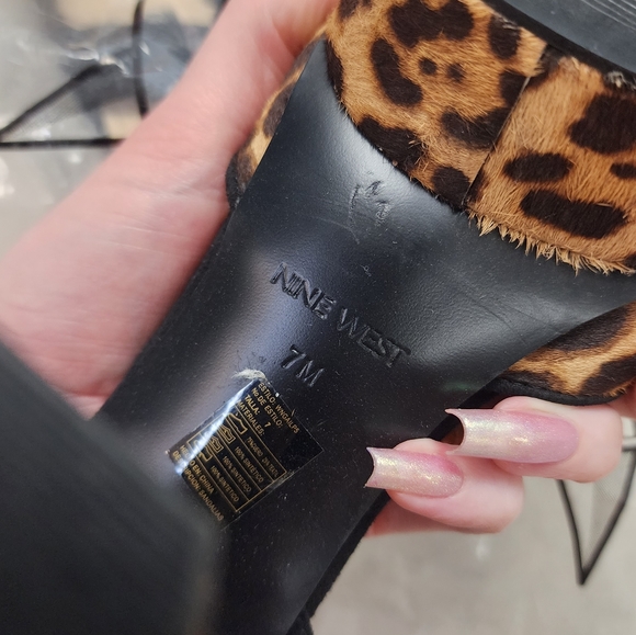 Nine West Gail Leopard-print Platform Heels - Movie used! - Picture 7 of 7